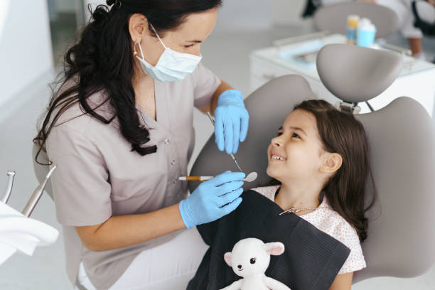 Best Emergency Tooth Extraction  in Percy, IL